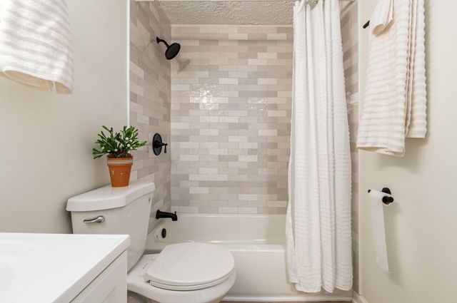 7406 Cimmaron Station Road, Columbus, OH 43235