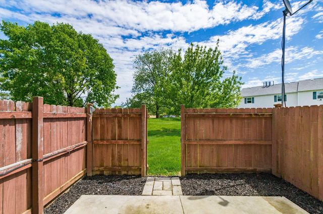 7406 Cimmaron Station Road, Columbus, OH 43235