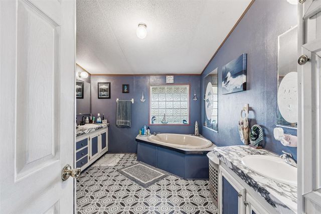 1814 WISE ROAD, Zephyrhills, FL 33540