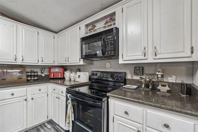 1814 WISE ROAD, Zephyrhills, FL 33540