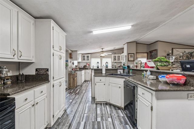 1814 WISE ROAD, Zephyrhills, FL 33540