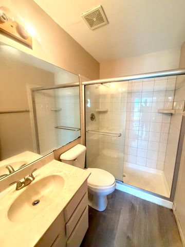 300 Aster Court, Aurora, IL 60504