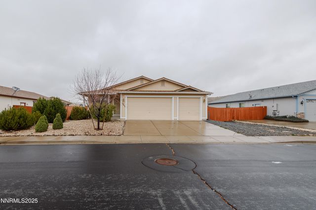 17635 Lake Powell Drive, Reno, NV 89508