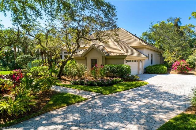 3370 Oaklake CT, Bonita Springs, FL 34134