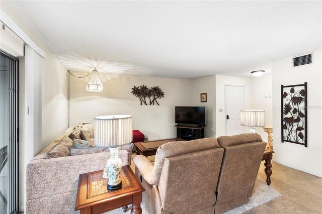 6337 MANATEE AVENUE W 6337, Bradenton, FL 34209