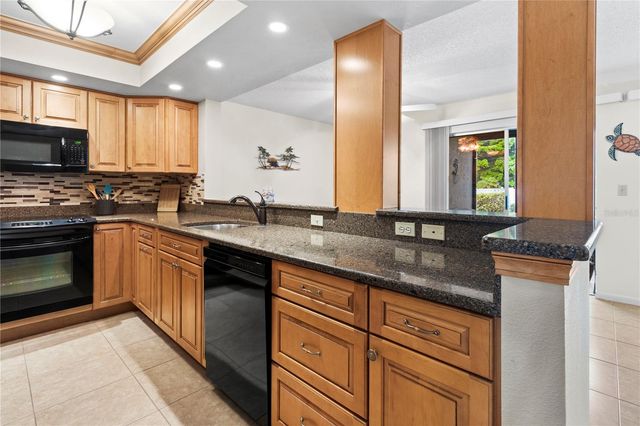 6337 MANATEE AVENUE W 6337, Bradenton, FL 34209