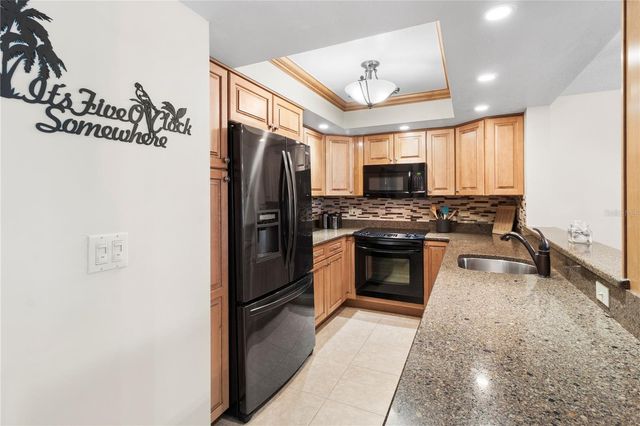 6337 MANATEE AVENUE W 6337, Bradenton, FL 34209