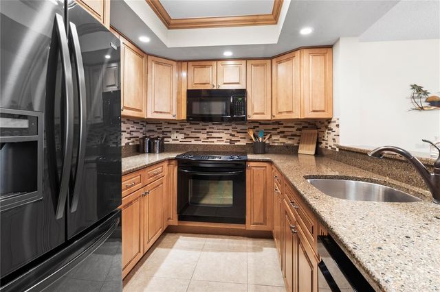 6337 MANATEE AVENUE W 6337, Bradenton, FL 34209