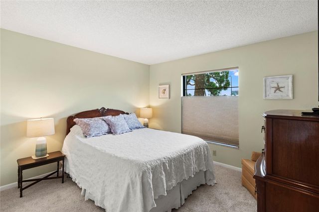 6337 MANATEE AVENUE W 6337, Bradenton, FL 34209