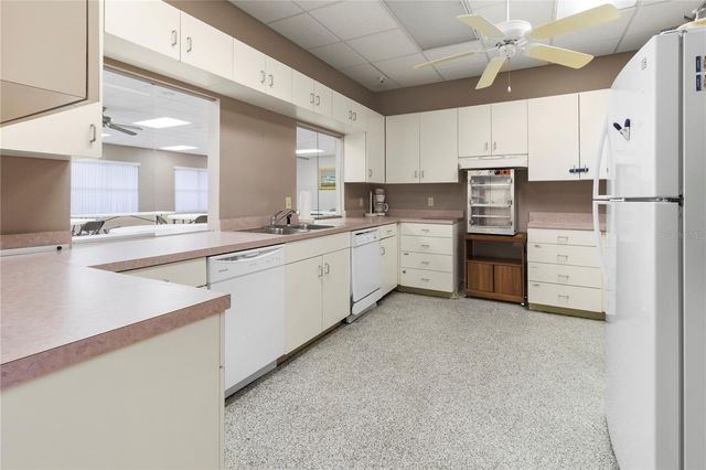 6337 MANATEE AVENUE W 6337, Bradenton, FL 34209