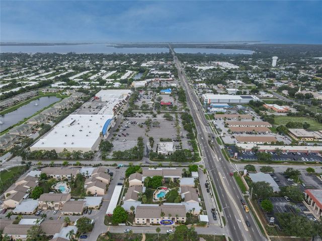 6337 MANATEE AVENUE W 6337, Bradenton, FL 34209