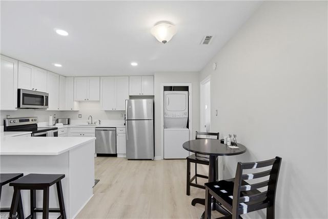 1611 Ocean Bay DR, Virginia Beach, VA 23454