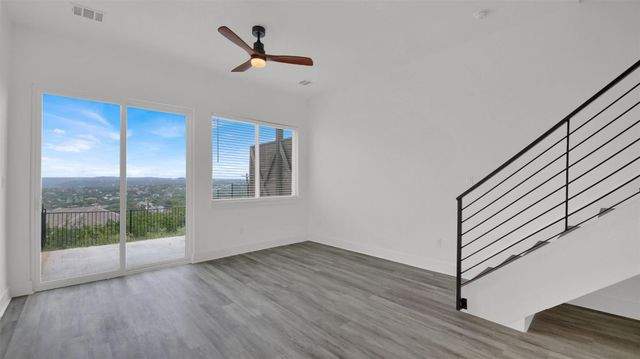 21200 Portsmouth CV E 12, Lago Vista, TX 78645
