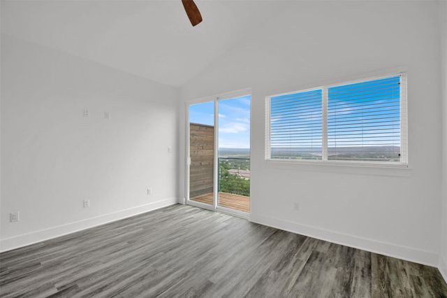 21200 Portsmouth CV E 12, Lago Vista, TX 78645
