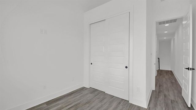 21200 Portsmouth CV E 12, Lago Vista, TX 78645