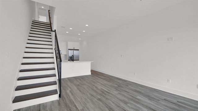 21200 Portsmouth CV E 12, Lago Vista, TX 78645