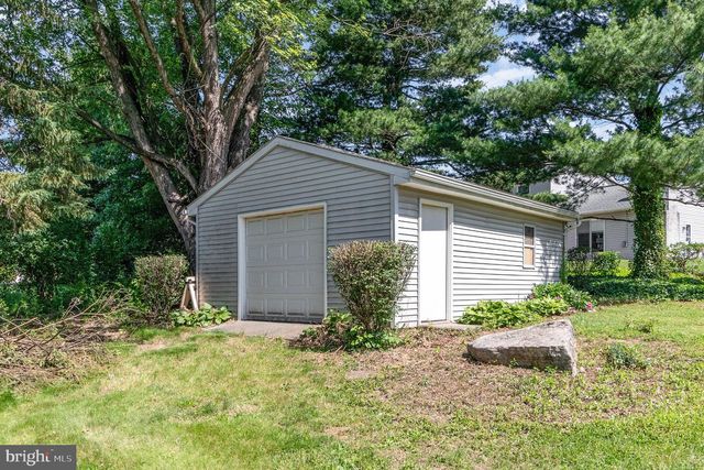 14 DOUGLAS COURT, Carlisle, PA 17013