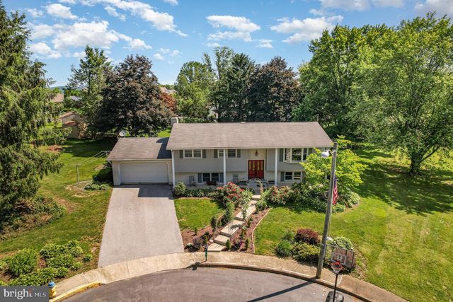 14 DOUGLAS COURT, Carlisle, PA 17013