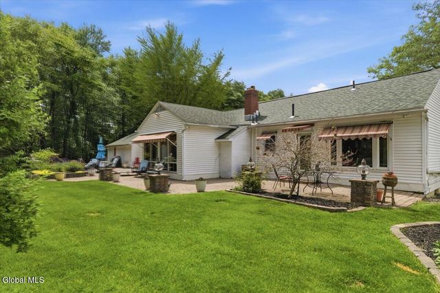 917 Londonderry Court, Schenectady, NY 12309