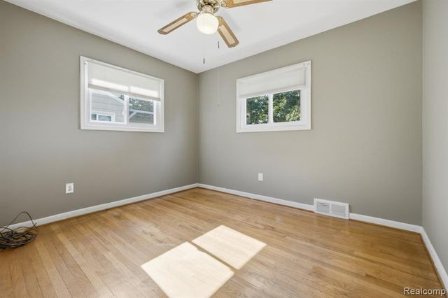 31741 Fairchild Street, Westland, MI 48186