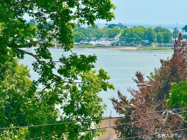 25 Quintard Avenue, Norwalk, CT 06854