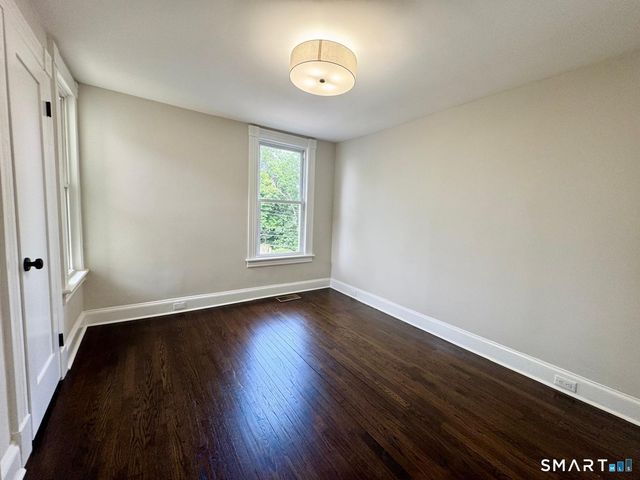 25 Quintard Avenue, Norwalk, CT 06854
