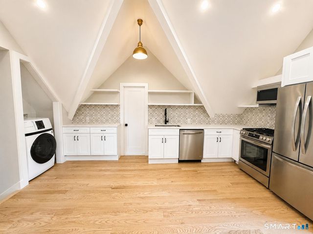 25 Quintard Avenue, Norwalk, CT 06854