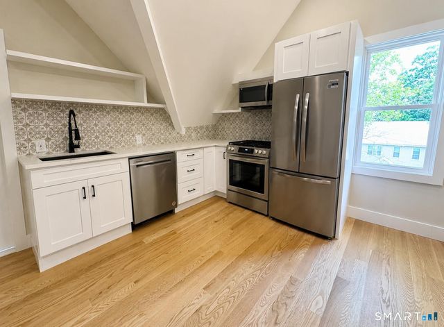 25 Quintard Avenue, Norwalk, CT 06854