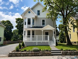 25 Quintard Avenue, Norwalk, CT 06854
