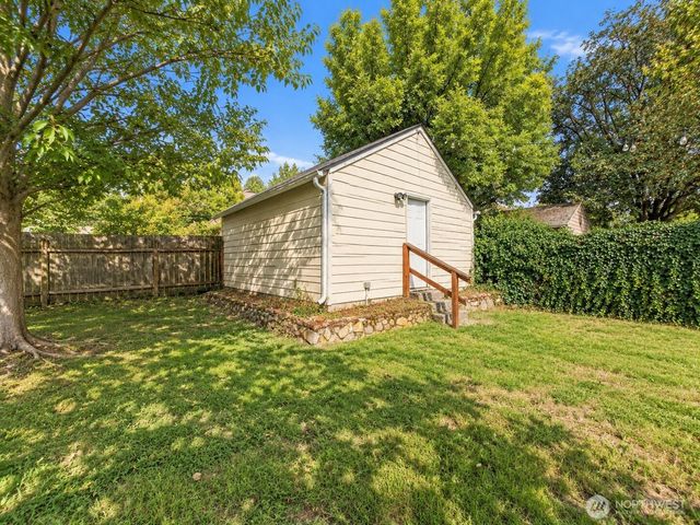3810 S Asotin Street, Tacoma, WA 98418