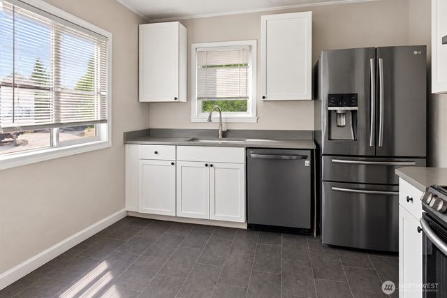 3810 S Asotin Street, Tacoma, WA 98418