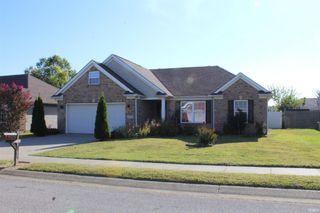 4940 Penrose Drive, Newburgh, IN 47630