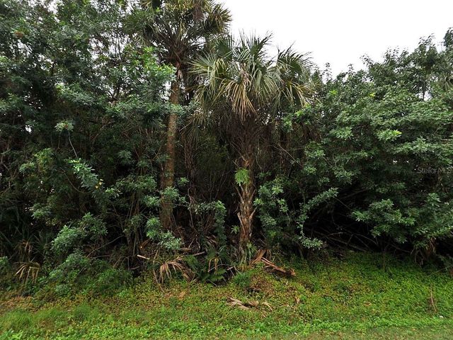 CHAMPAGNE AVENUE, North Port, FL 34287