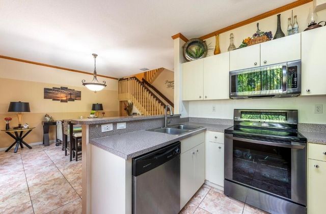 116 S Palm Villas Way, Palm Springs, FL 33461
