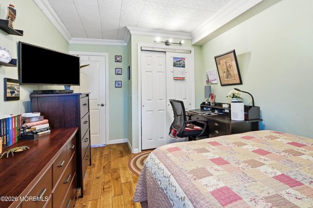 94 Forest Avenue, Keansburg, NJ 07734