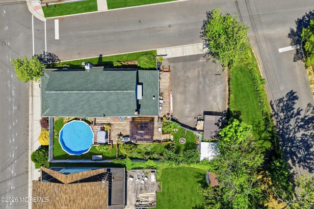 94 Forest Avenue, Keansburg, NJ 07734