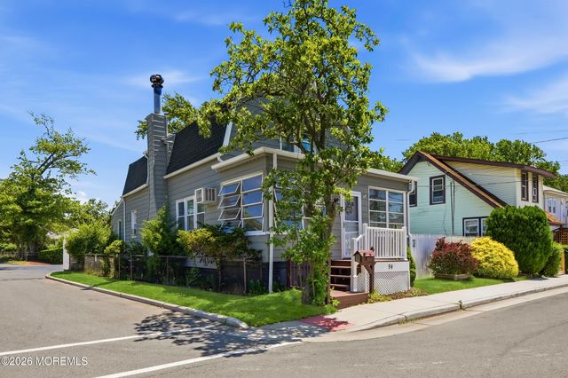 94 Forest Avenue, Keansburg, NJ 07734