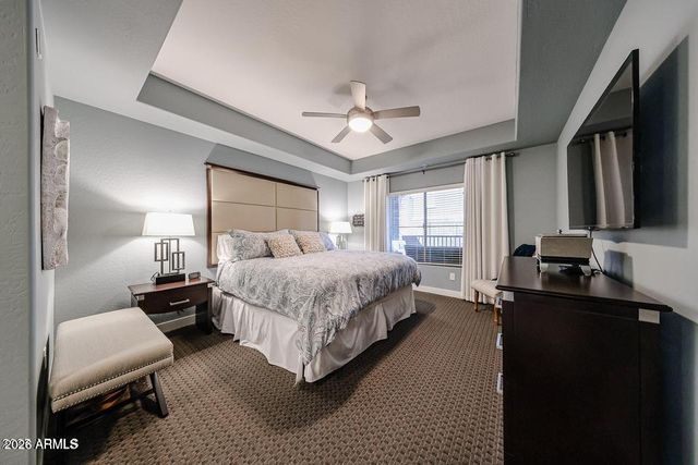 5450 E DEER VALLEY Drive 1186, Phoenix, AZ 85054