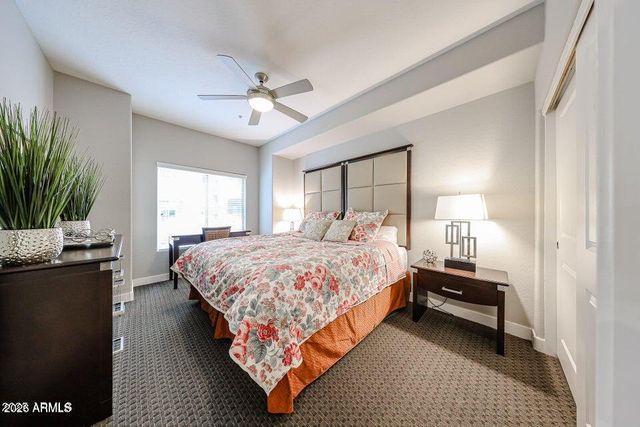 5450 E DEER VALLEY Drive 1186, Phoenix, AZ 85054