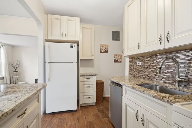 601 Pelham Parkway N 106, Bronx, NY 10467