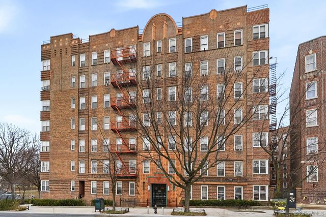 601 Pelham Parkway N 106, Bronx, NY 10467