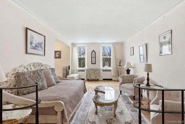 601 Pelham Parkway N 106, Bronx, NY 10467