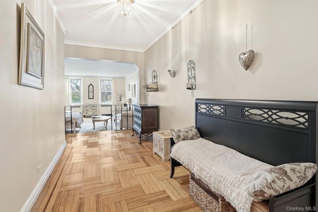 601 Pelham Parkway N 106, Bronx, NY 10467