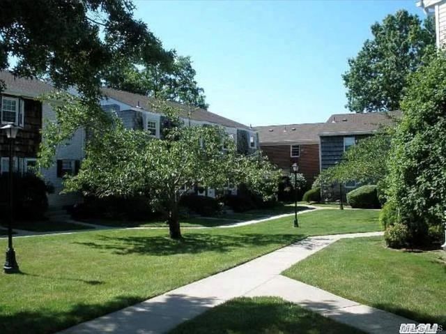 3110 Wilshire Lane 3110, Oakdale, NY 11769