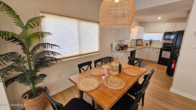 52 Nancy Drive, Manahawkin, NJ 08050