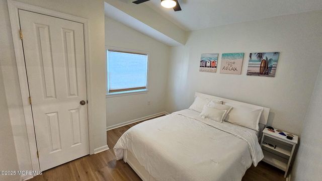52 Nancy Drive, Manahawkin, NJ 08050