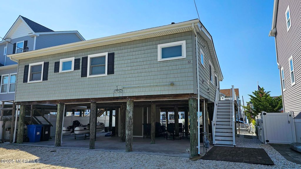 52 Nancy Drive, Manahawkin, NJ 08050