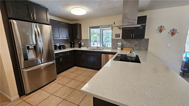7252 Pebble Beach RD, Fort Myers, FL 33967