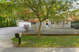 2910 Winding Waters Lane, Elkhart, IN 46514