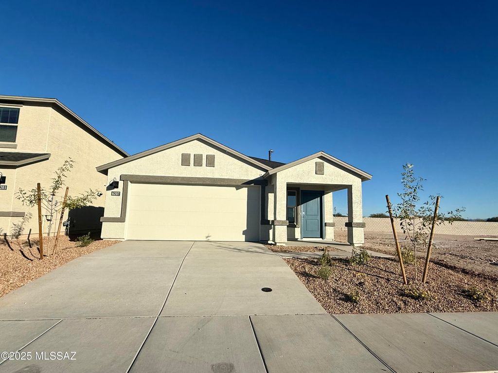 6207 E Campolina Trail, Tucson, AZ 85756